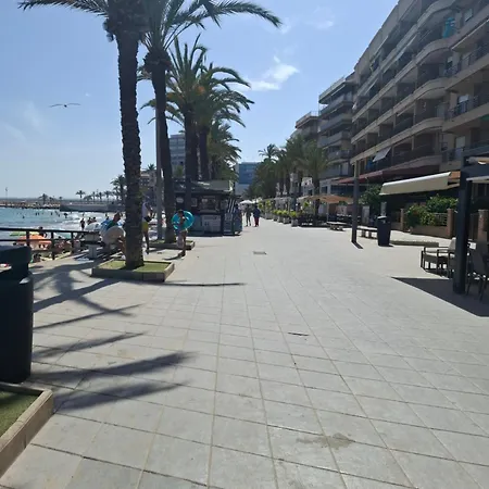 La Casa De Mi Madre - 2 Bed Flat In The Heart Of * Torrevieja