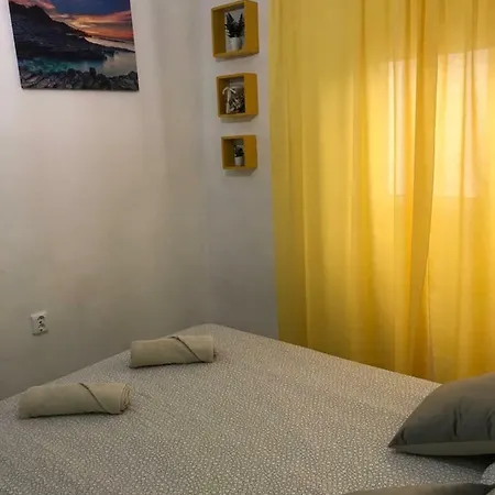 La Casa De Mi Madre - 2 Bed Flat In The Heart Of טורבייחה