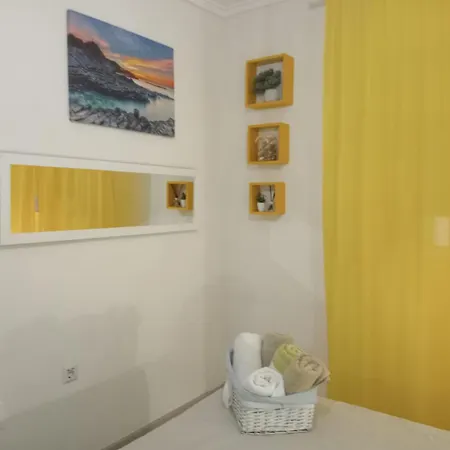 La Casa De Mi Madre - 2 Bed Flat In The Heart Of Apartament Torrevieja